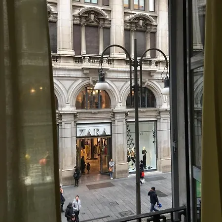 Flat With Piazza Duomo View Apartment *