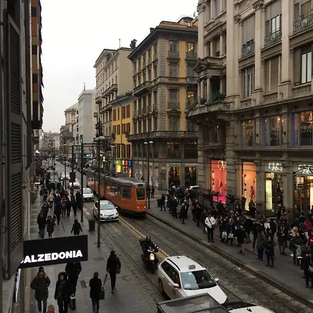 Flat With Piazza Duomo View * Milan